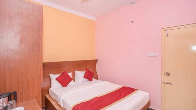 Blossom Suites Bangalore Exterior photo